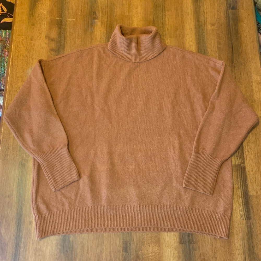 Vince Camuto NWT Sweater Large Sierra Brown/orange Turtleneck Oversized Soft
